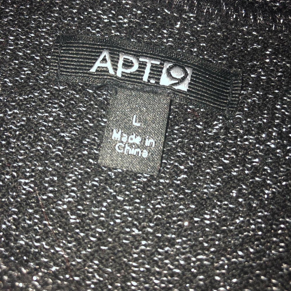 Apt 9 women’s top black and silver size large